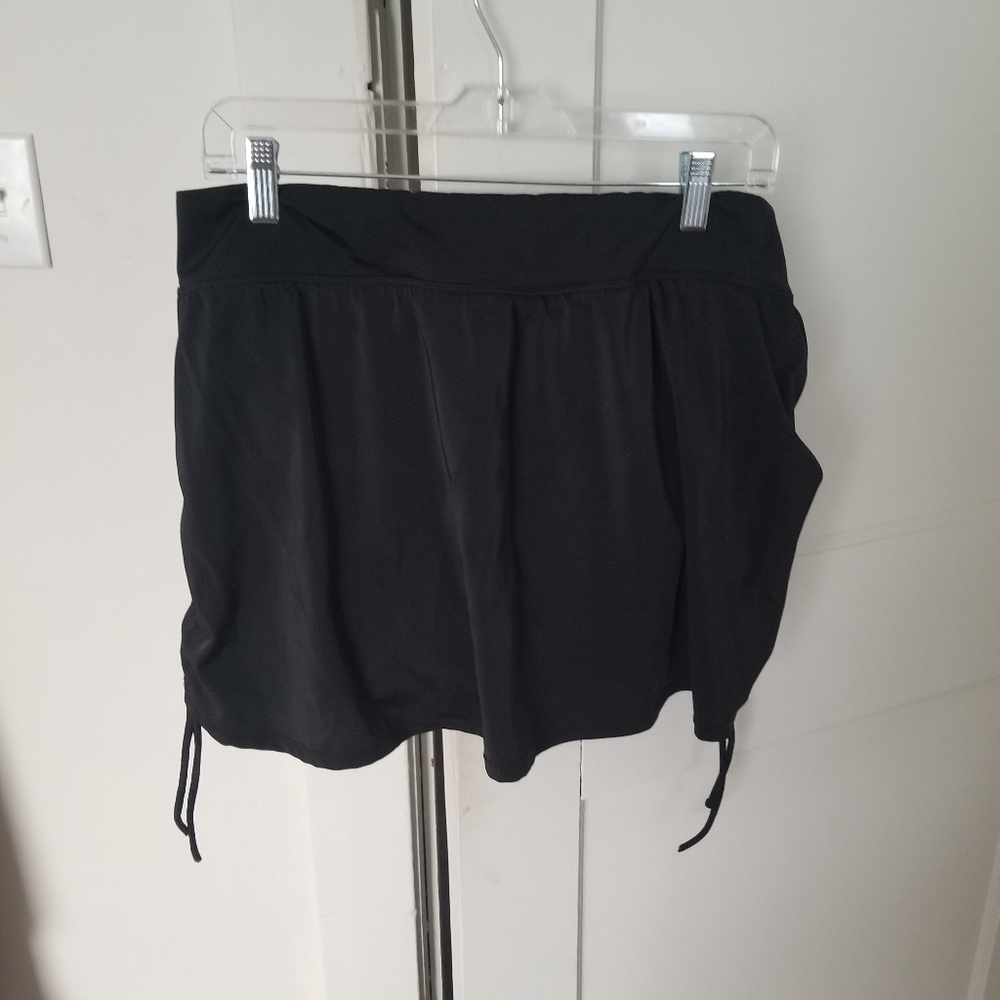 Craft & Barrow black bottoms size 1 (14/16)